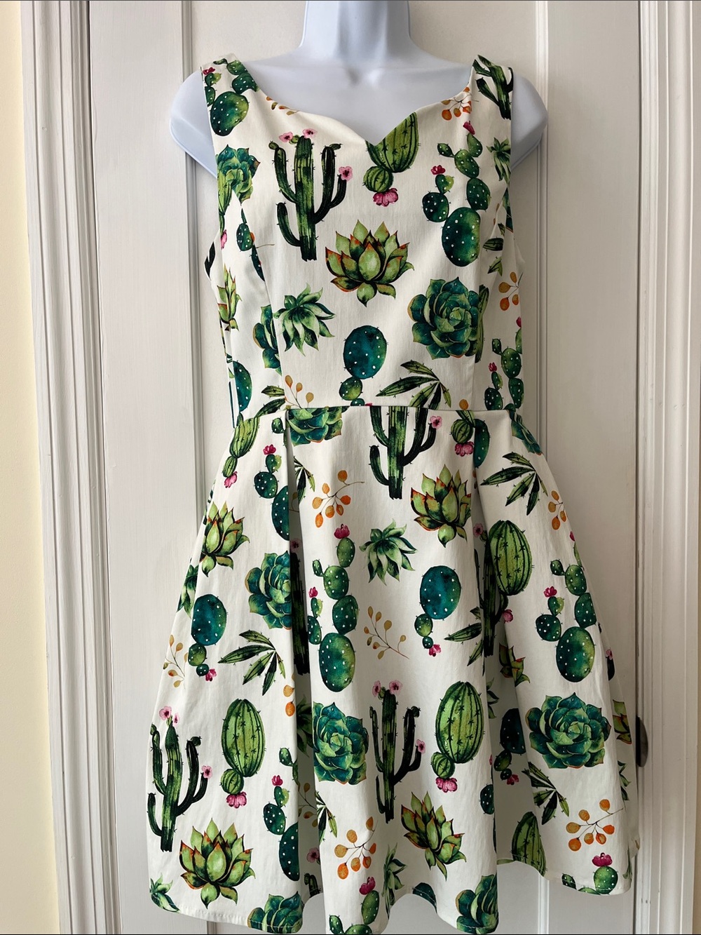 MODCLOTH IXIA Cotton Fit Flare Dress Cactus Print Women's L Green White Pockets